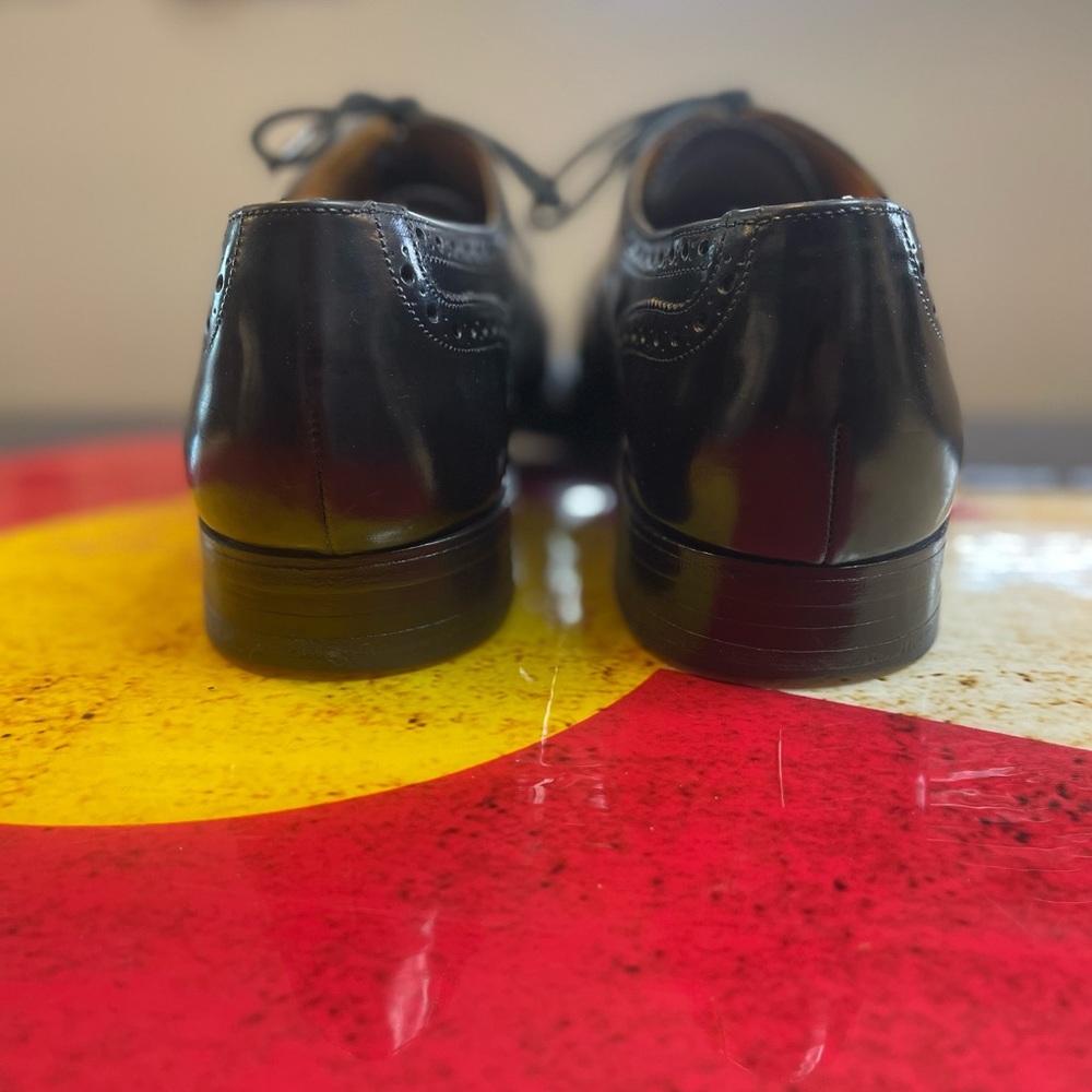 *Conditioned & Shined* Church’s Oxford Black Leather Wingtips. Made in England - Picture 5 of 6